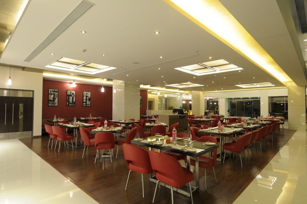Welcomhotel By Itc Hotels, Ashram Road, Ahmedabad Exterior foto